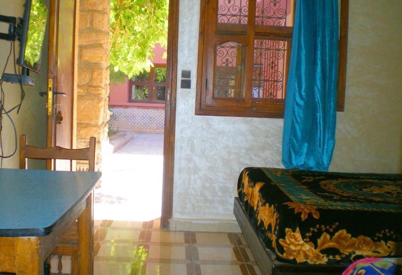 Отель Hôtel La Gazelle Ouarzazate