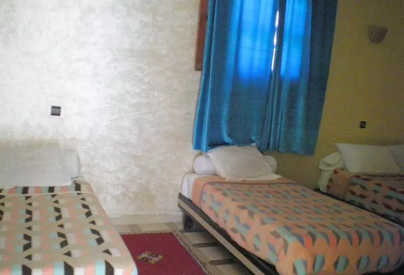 ホテル Hôtel La Gazelle Ouarzazate