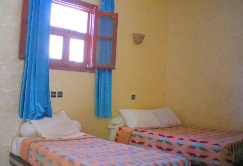 ホテル Hôtel La Gazelle Ouarzazate