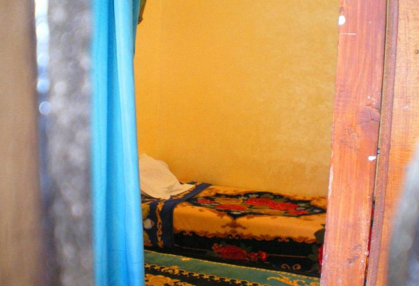 Отель Hôtel La Gazelle Ouarzazate