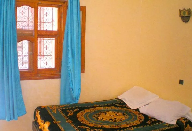 ホテル Hôtel La Gazelle Ouarzazate