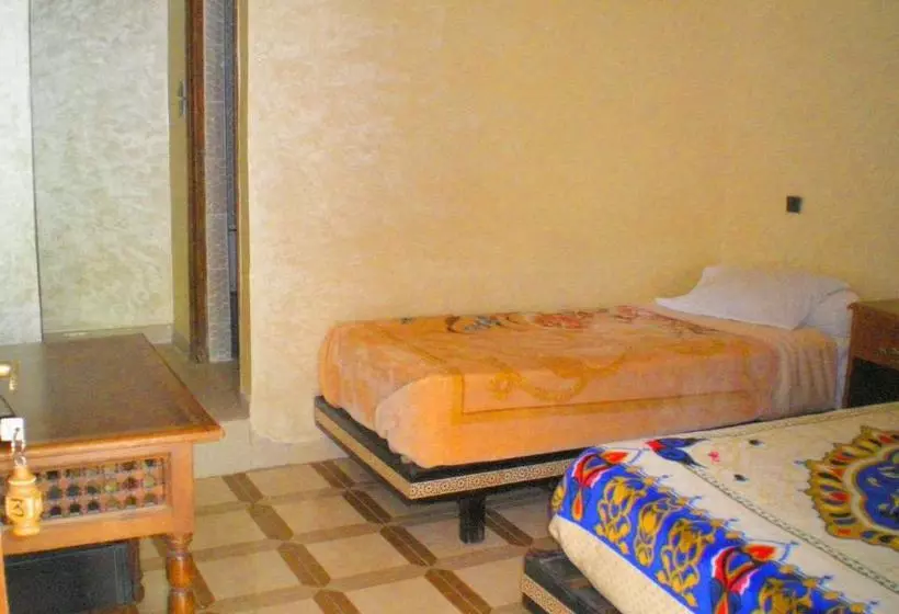 ホテル Hôtel La Gazelle Ouarzazate