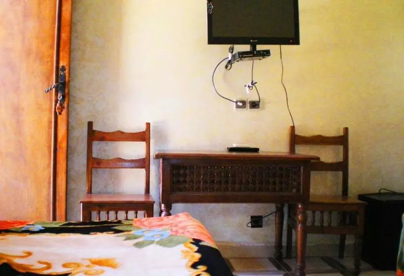 ホテル Hôtel La Gazelle Ouarzazate