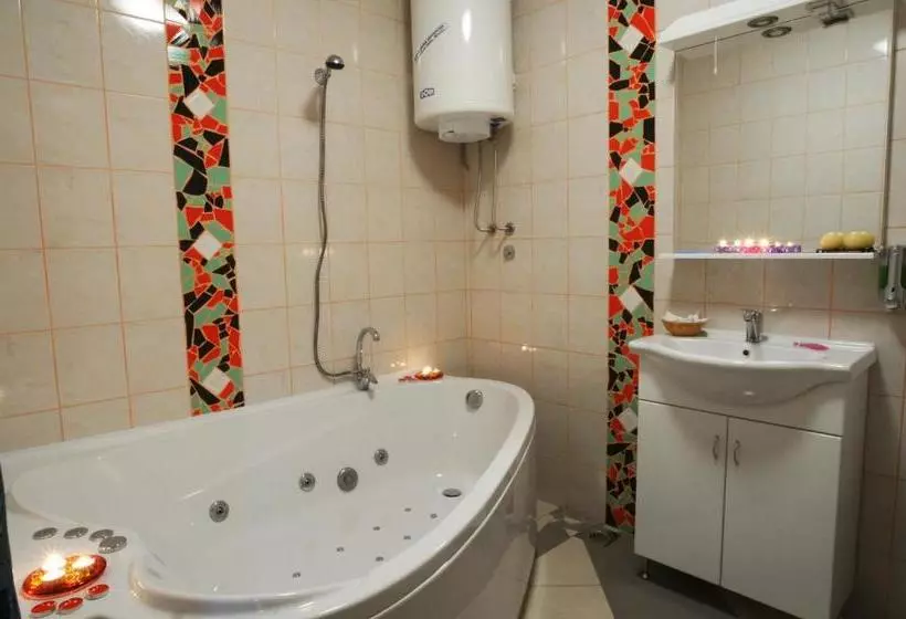 پانسیون Guest House Mk Star