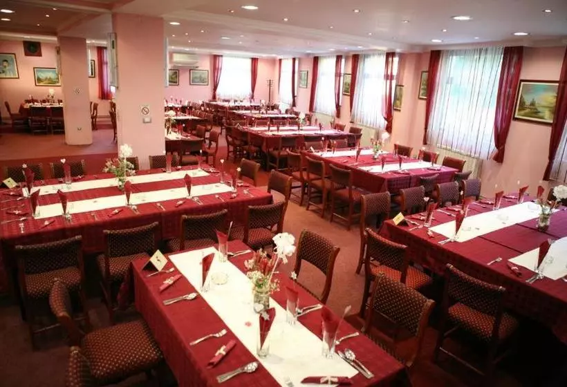 پانسیون Guest House Mk Star