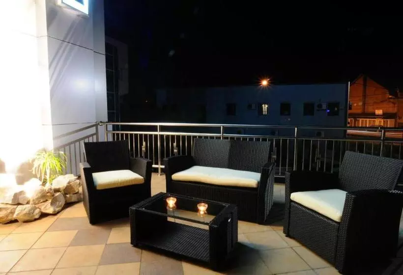 پانسیون Guest House Mk Star