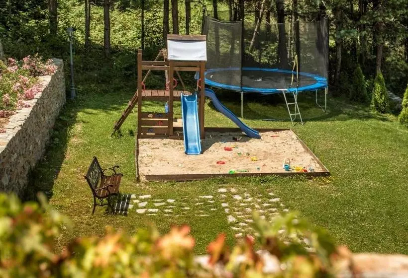 ペンション Guest House Slunchev Cviat