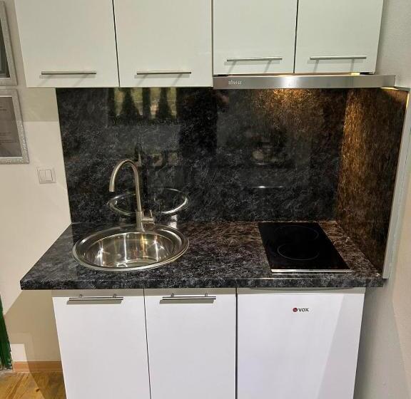 پانسیون Guesthouse Hurma Rooms