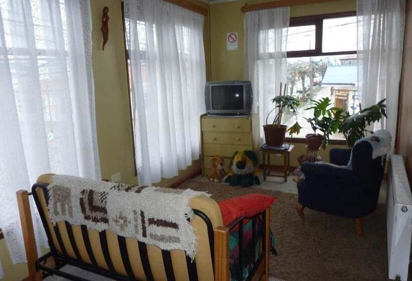 פנסיון Hostel Danicar Puerto Natales