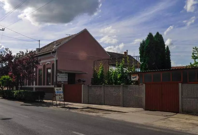 Majatalo Lugas Szallas