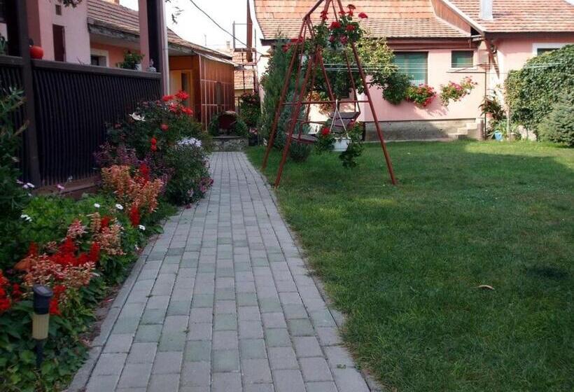 Пансион Lugas Szallas