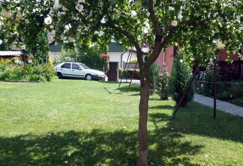 Majatalo Lugas Szallas