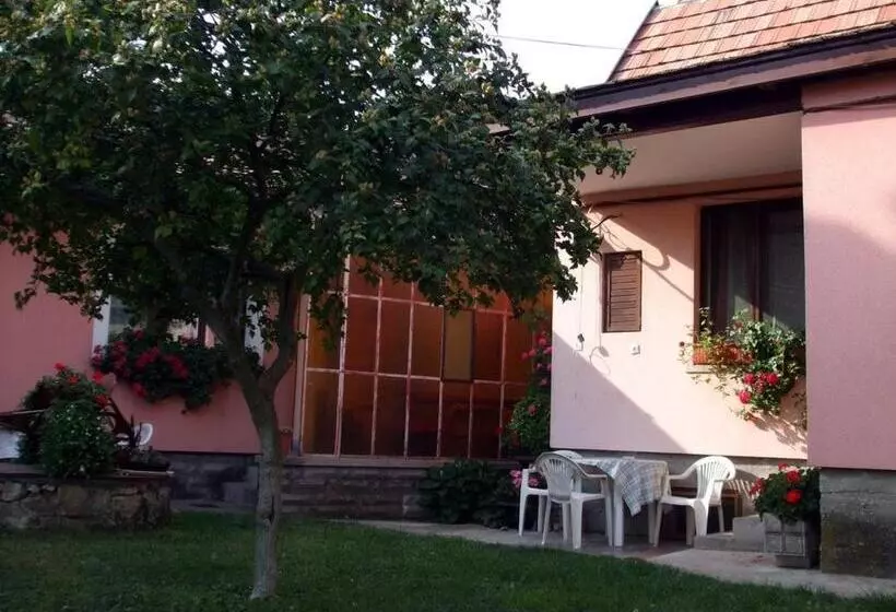 Majatalo Lugas Szallas