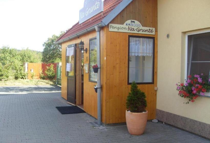 膳宿费 Penzion Na Gruntě