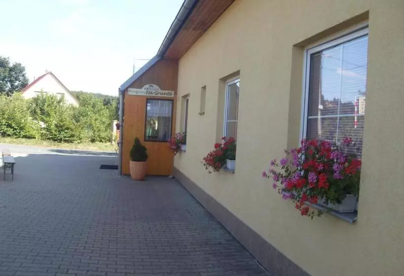 ペンション Penzion Na Gruntě