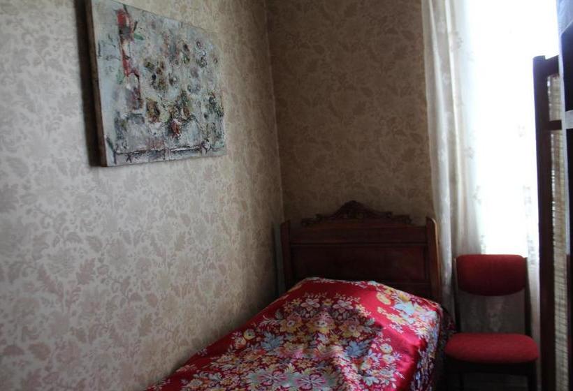 پانسیون Tlt Guest House