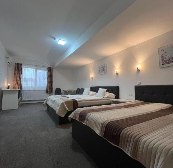 پانسیون Vila Carlos