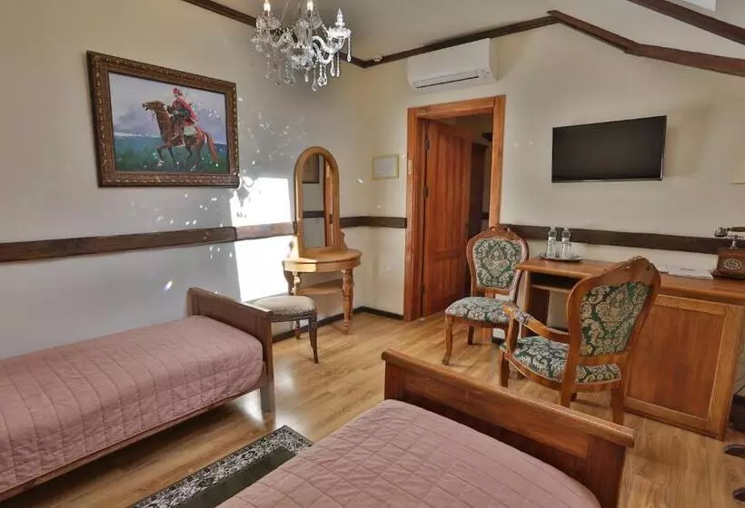 هتل Fortetsya Hetmana