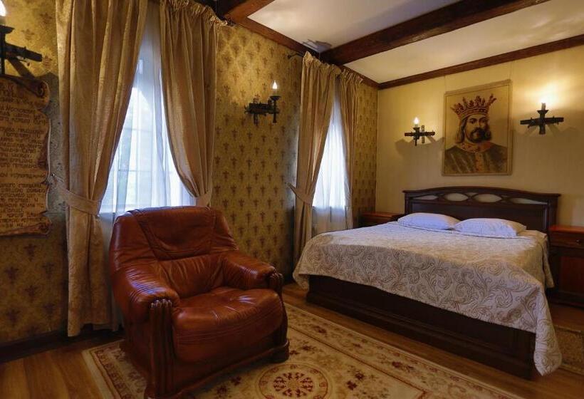 هتل Fortetsya Hetmana