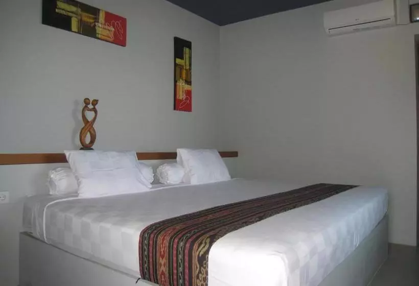 ペンション Cafe Alberto B And B