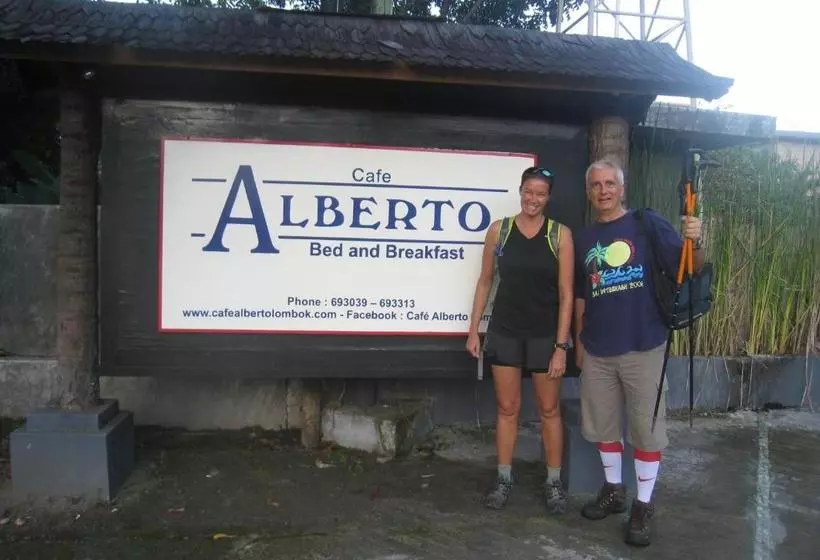 ペンション Cafe Alberto B And B