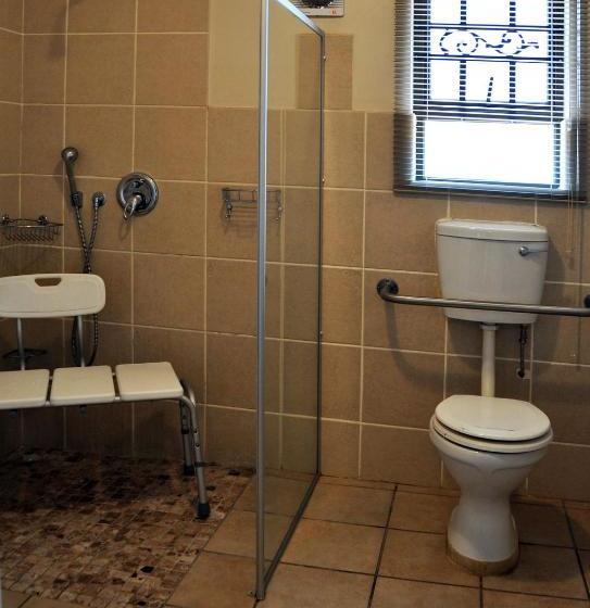 Pansiyon Dempsey S Self Catering Guest House