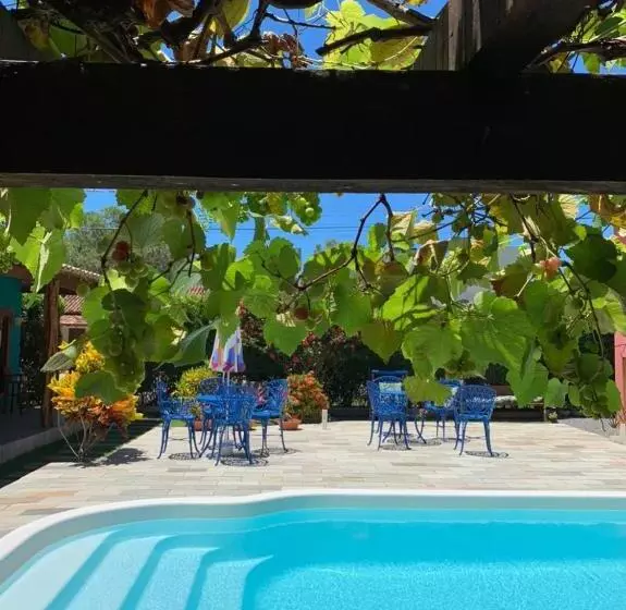 ペンション Pousada Zimbauê