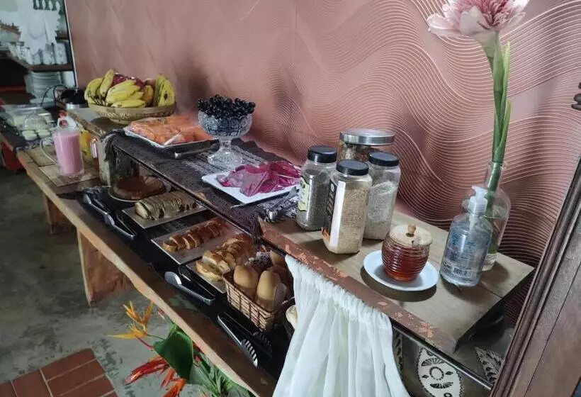 ペンション Pousada Zimbauê