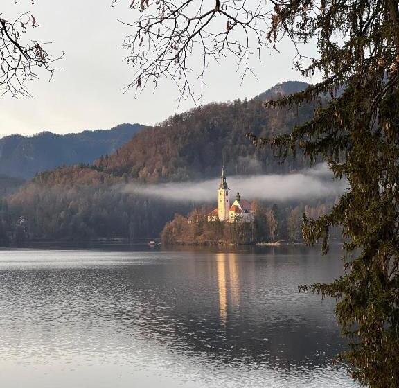 پانسیون Alice Chalet Bled   Adults Only