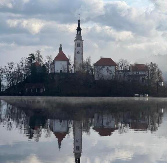 پانسیون Alice Chalet Bled   Adults Only