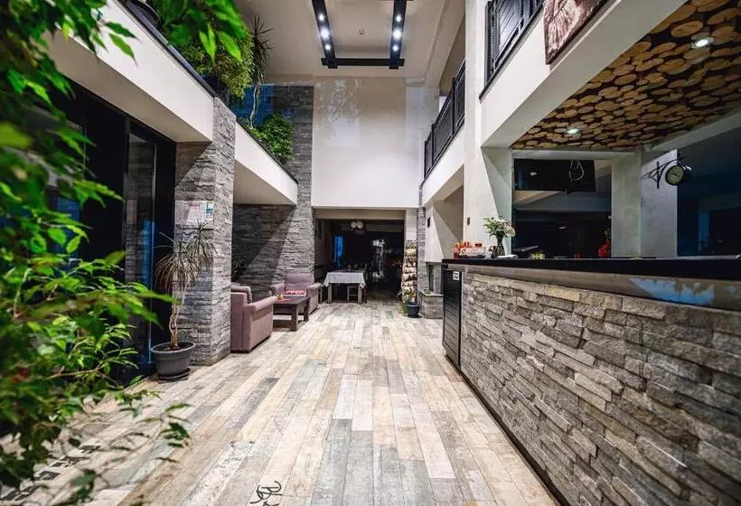 Pension Pîrîu' Morii