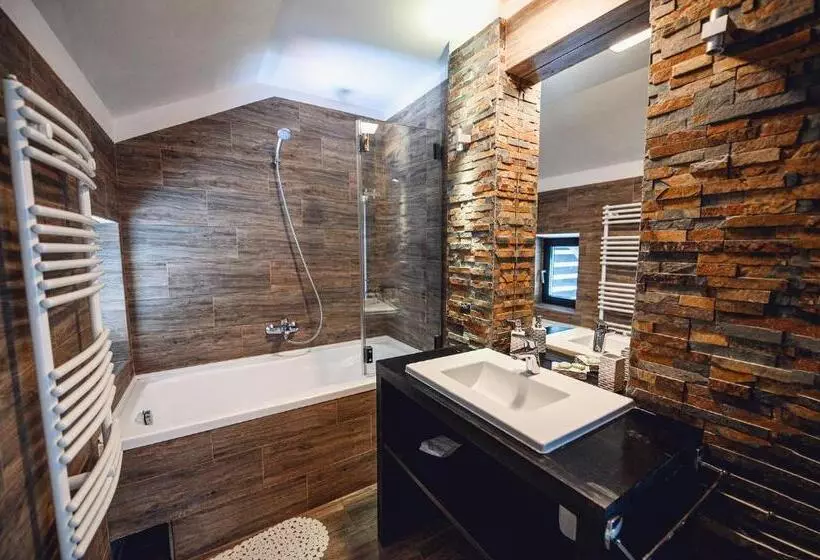 Pension Pîrîu' Morii