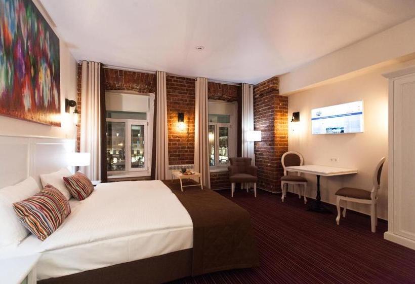 Apart Naumov Sretenka