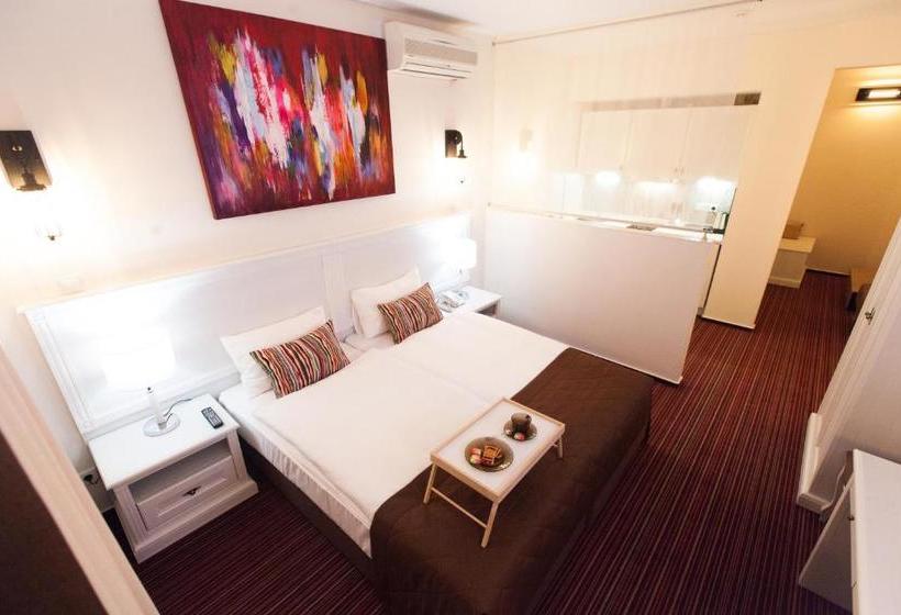 Apart Naumov Sretenka