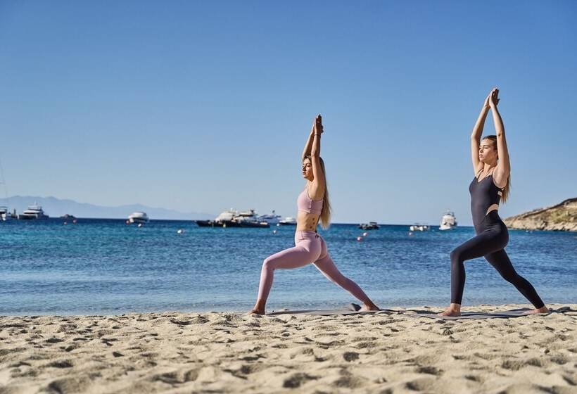 Adorno Beach Hotel And Suites