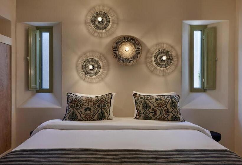 Hôtel Aeon Suites  Adults Only