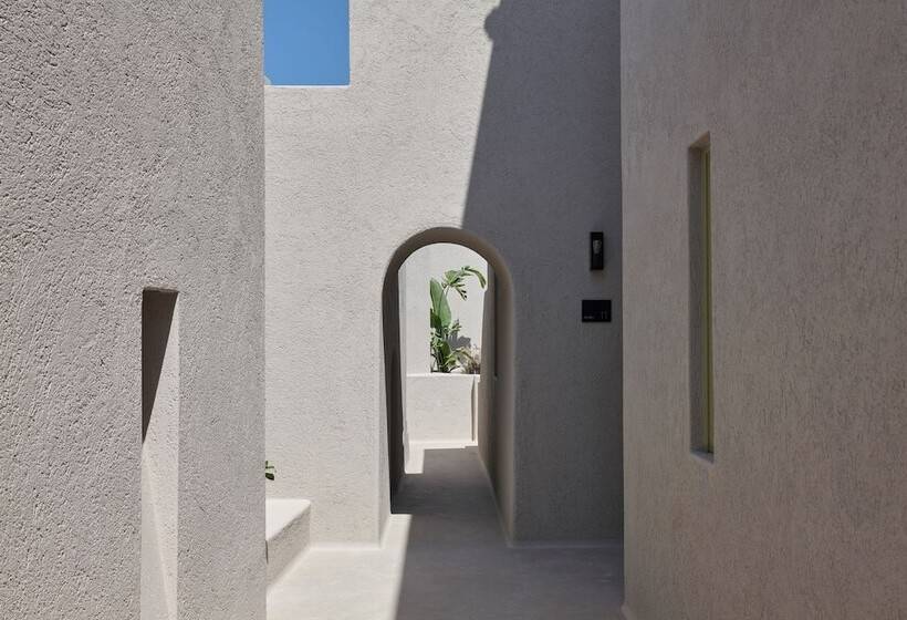 Hôtel Aeon Suites  Adults Only