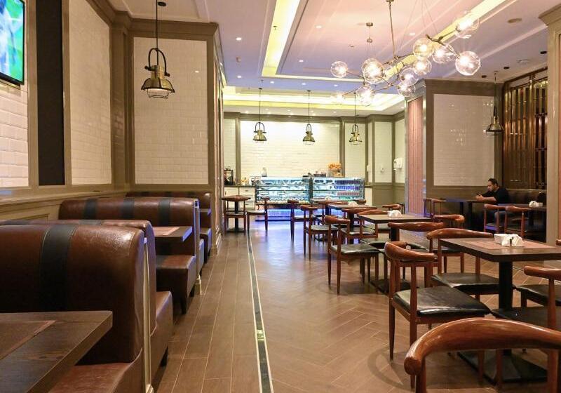 Отель Batoul Ajyad