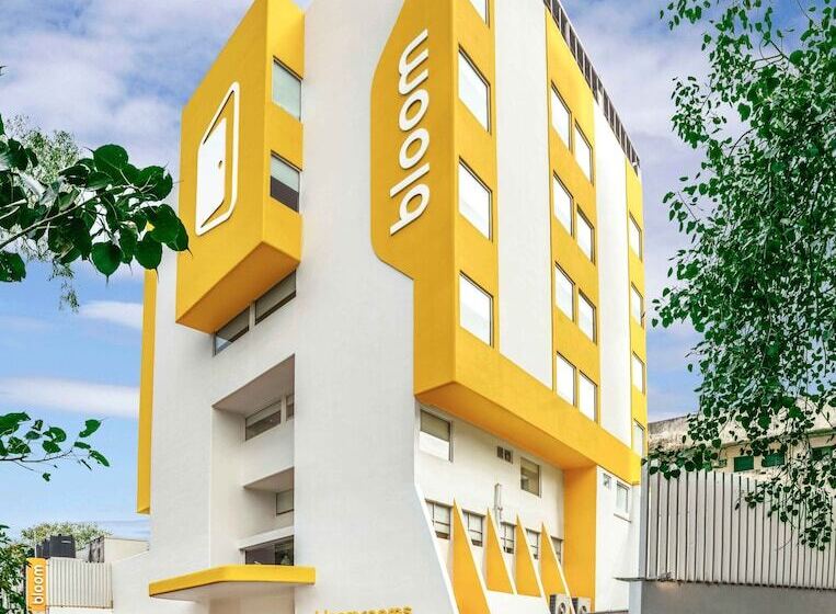 هتل Bloomrooms @ Janpath