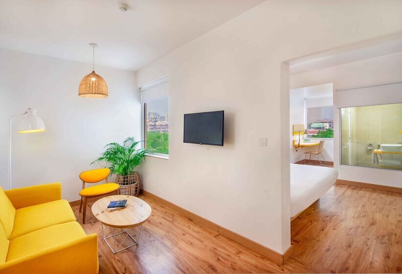 هتل Bloomrooms @ Janpath