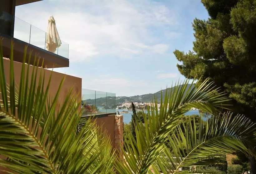 Hotelli Core Luxury Suites