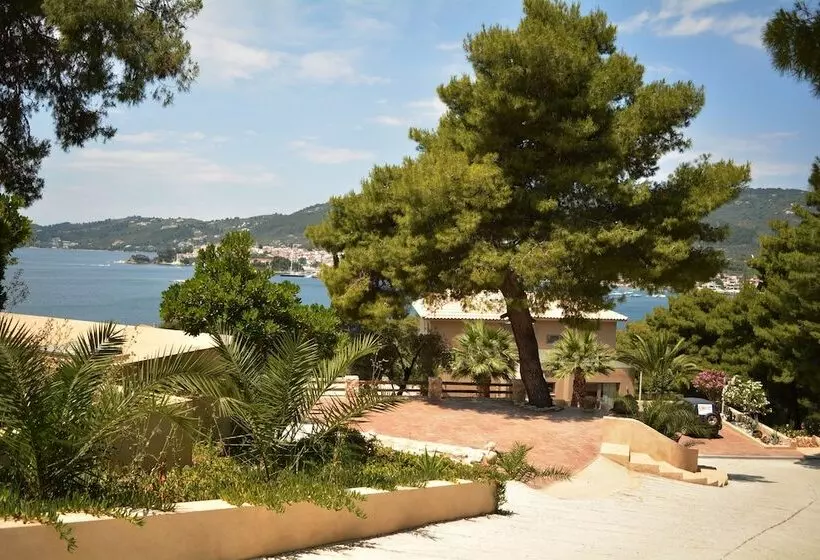 Hotelli Core Luxury Suites