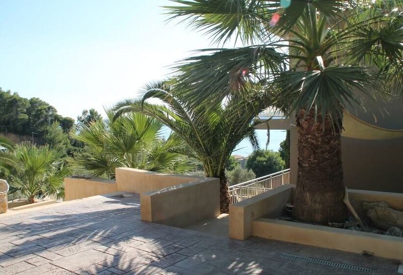 Hotell Core Luxury Suites