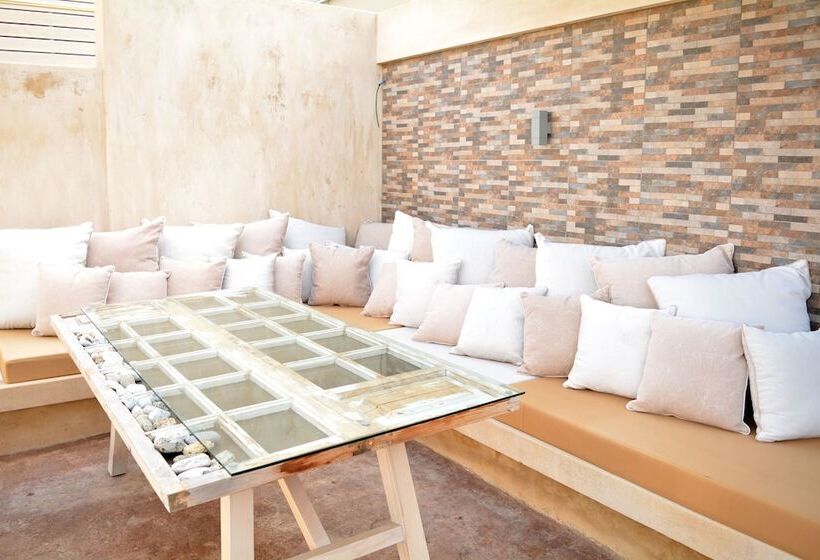 Hotell Core Luxury Suites