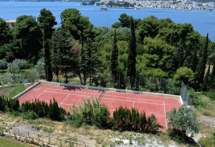 Hotell Core Luxury Suites