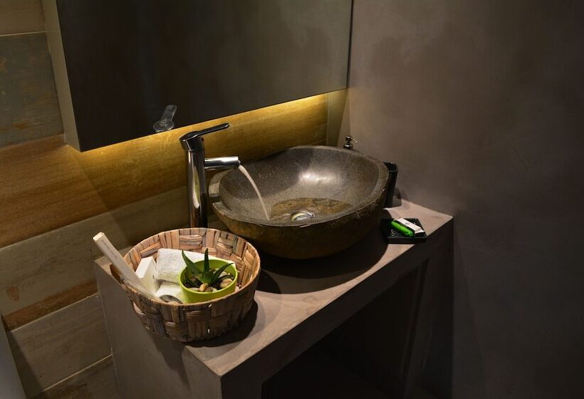 Hotell Core Luxury Suites