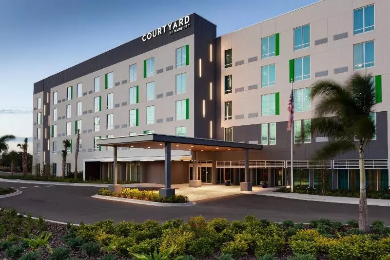 هتل Courtyard By Marriott Winter Haven
