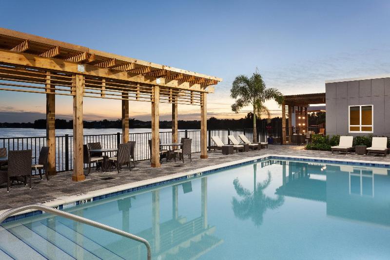 ホテル Courtyard By Marriott Winter Haven