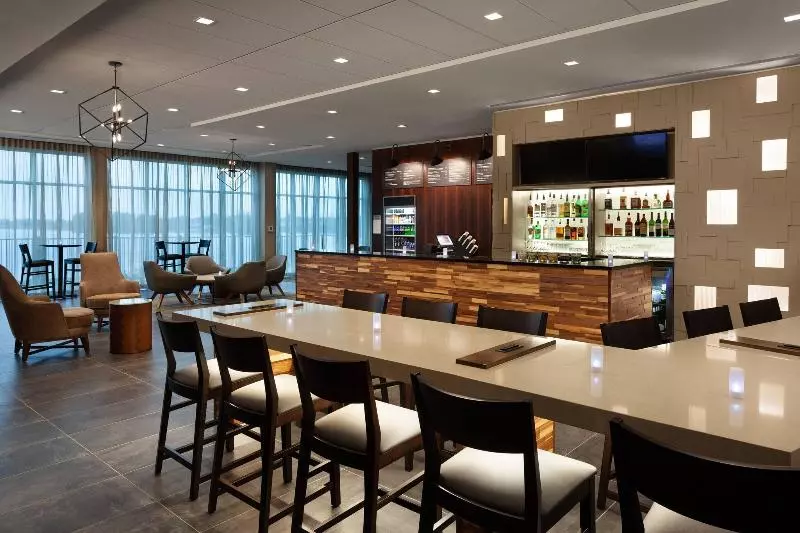هتل Courtyard By Marriott Winter Haven