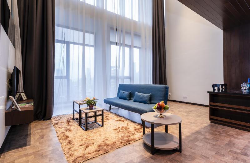 Otel Expressionz Professional Suites By Zen Home